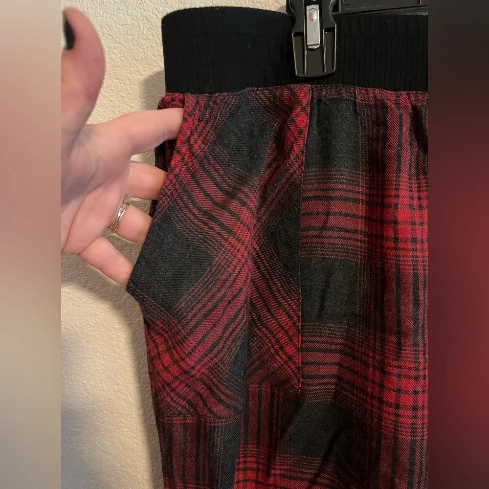 Torrid Red Plaid Sleep Pants Size 2
